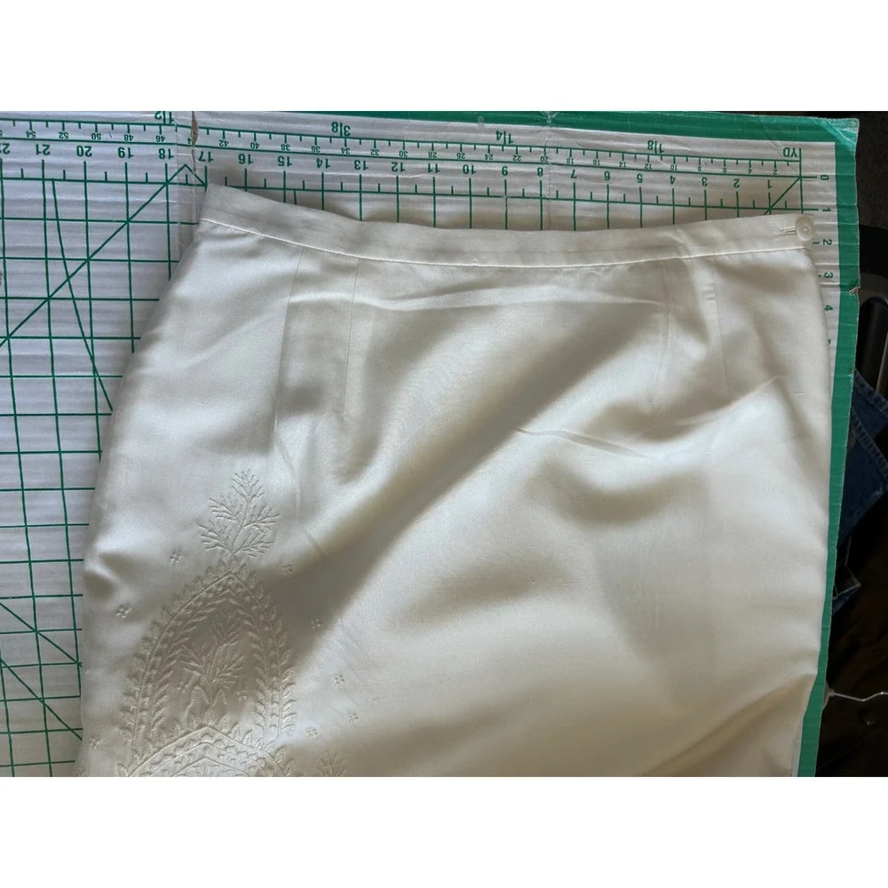 Talbots Pure Silk Maxi Skirt Ivory Embroidered Floral Paisley Side Slit Size 16